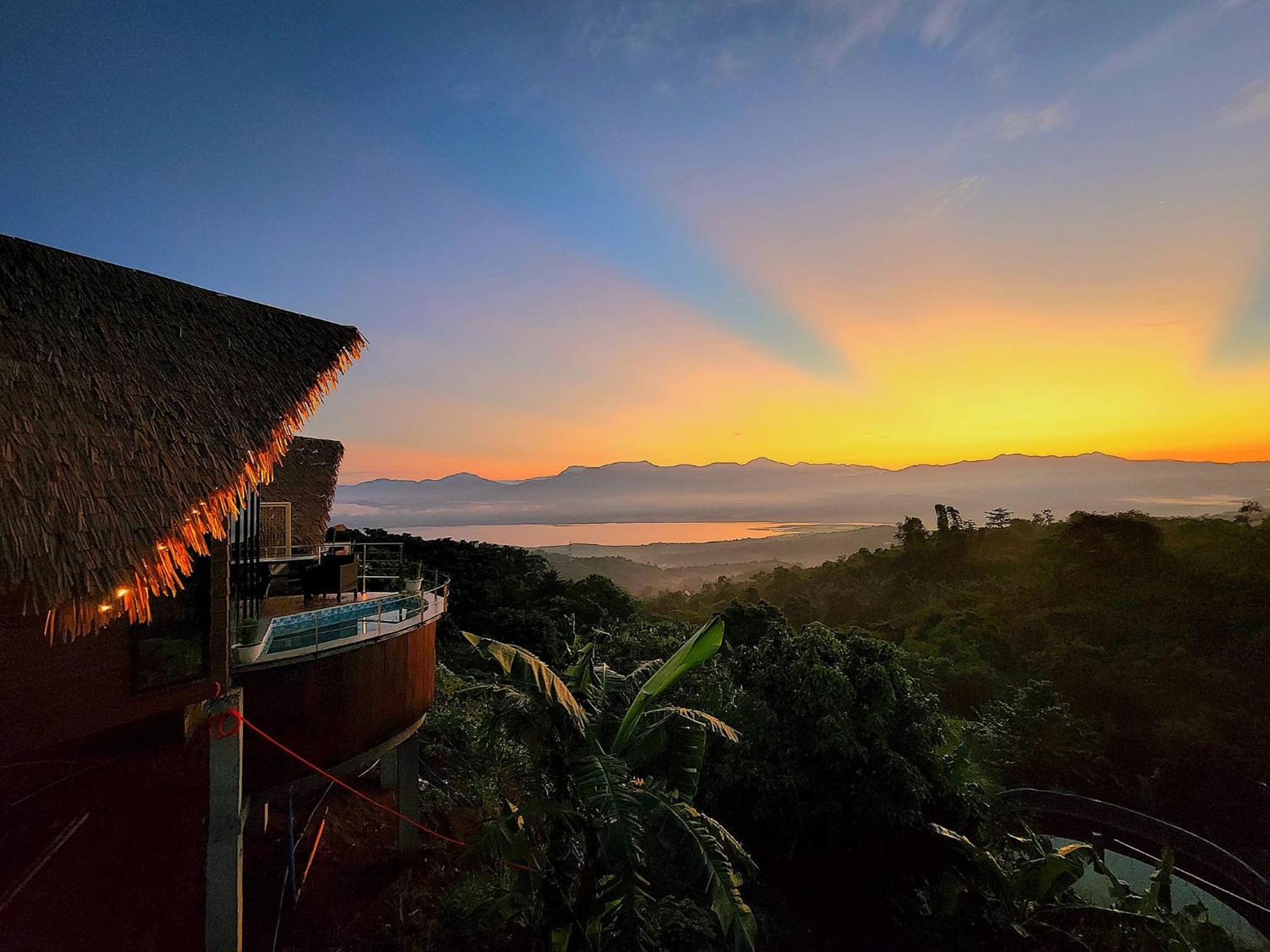 Villa Farm Ridge By Desmond Farm à Sampaloc  Extérieur photo